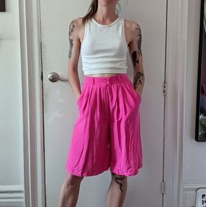 Vintage Hot Pink Pleated Shorts w. Pockets